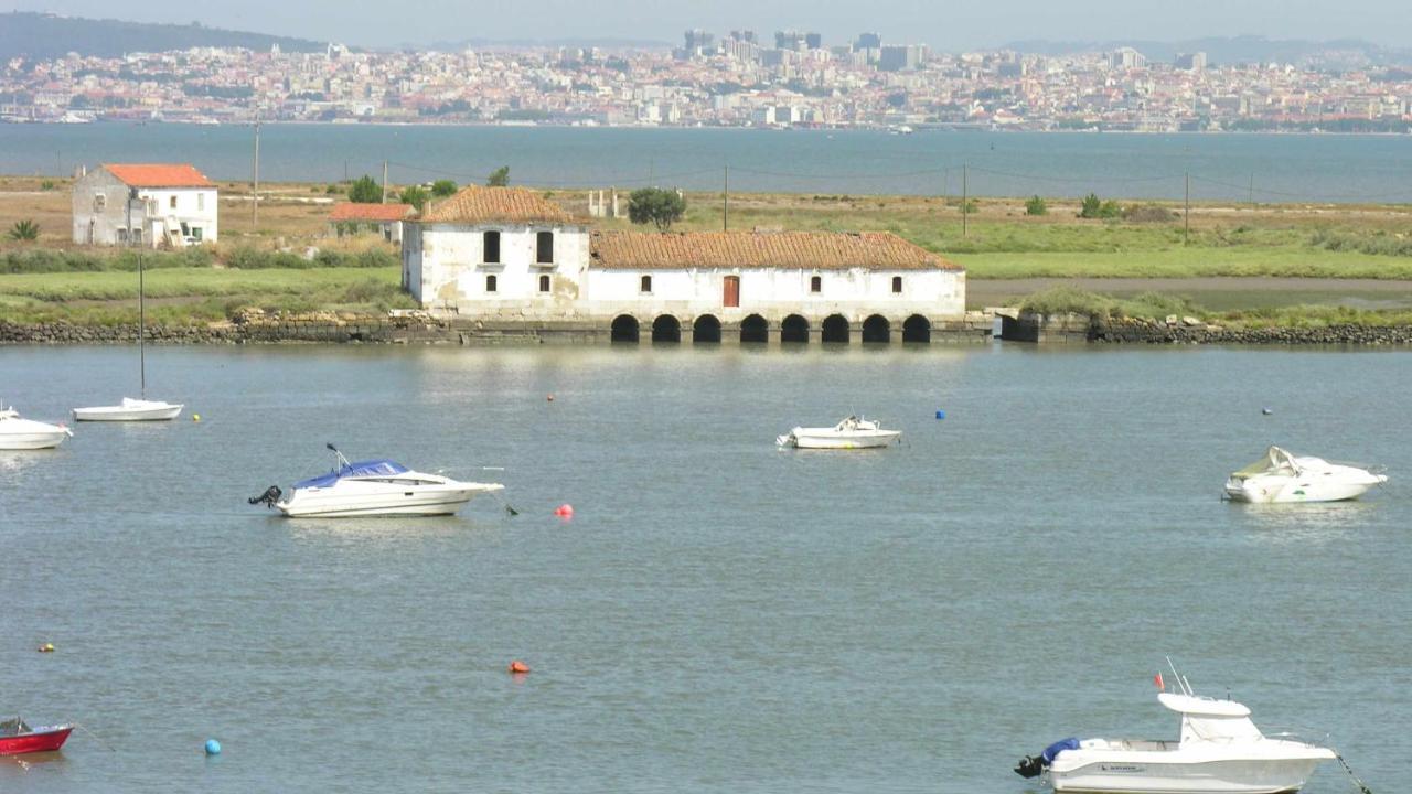The Boat Apartamento Tematico Seixal  Eksteriør bilde